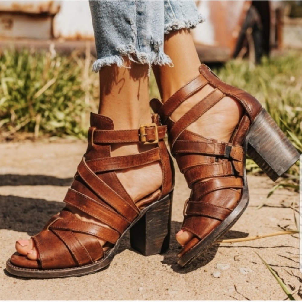Freebird by Steven Claw Sandals Cognac 10
